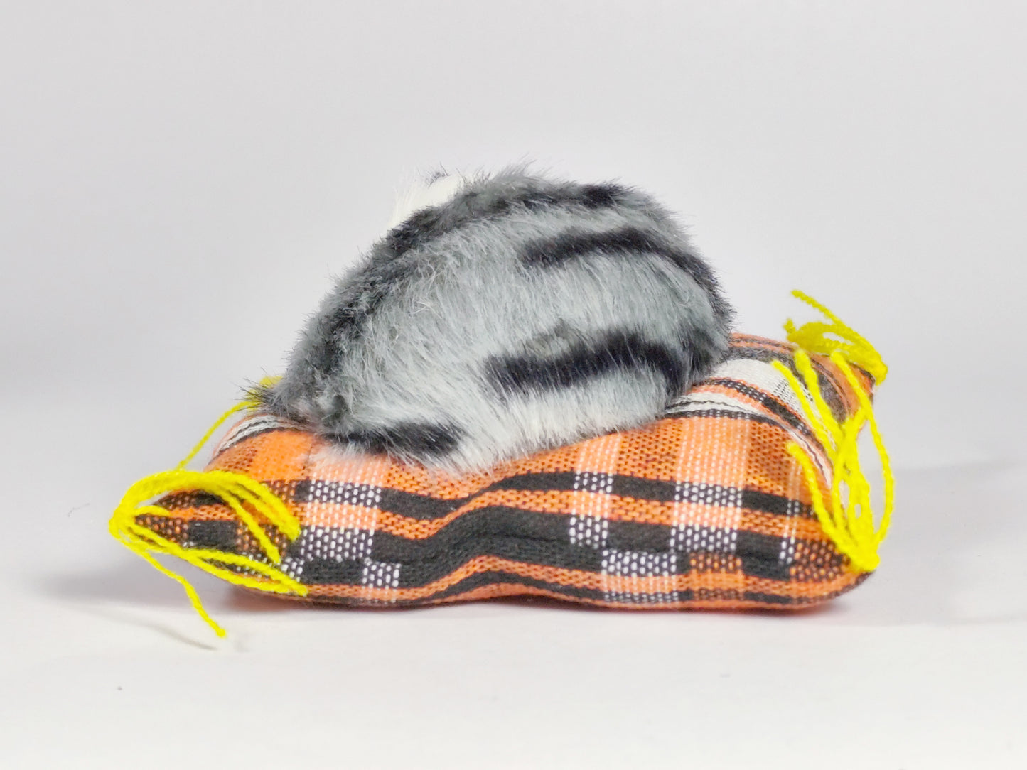 Michi Peluche Bebé en camita