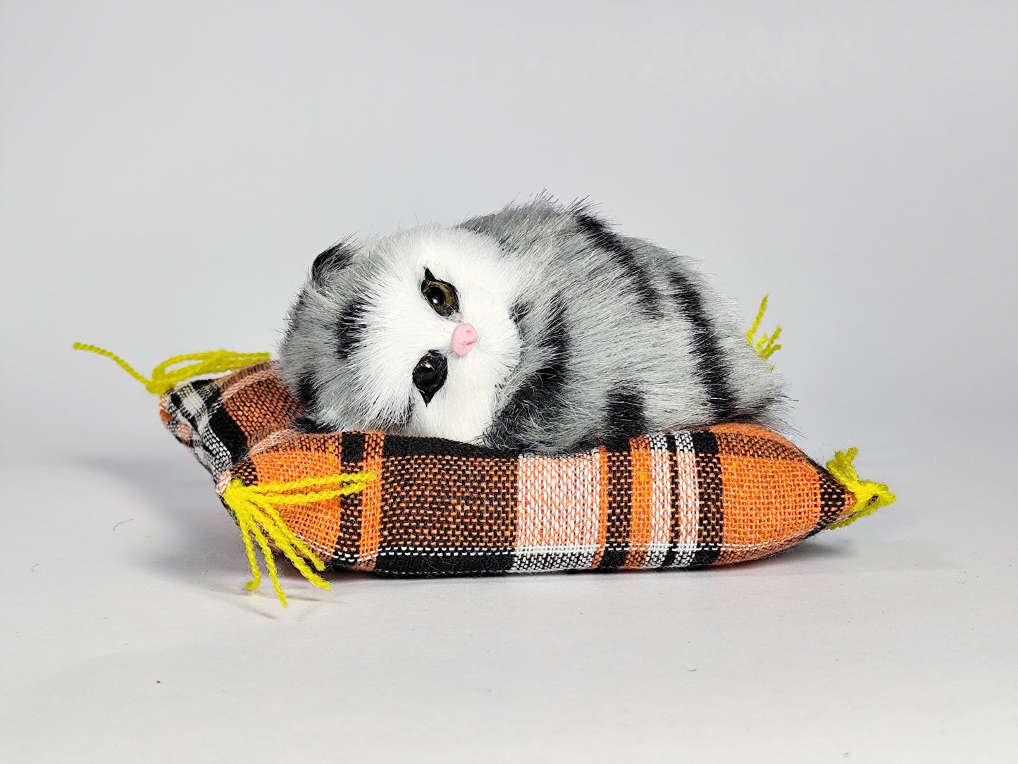 Michi Peluche Bebé en camita